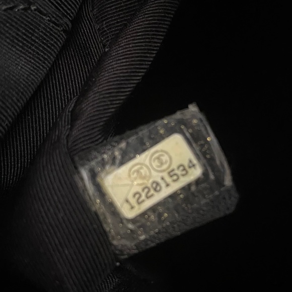 Chanel Grand Shopper - Picture 13 of 16